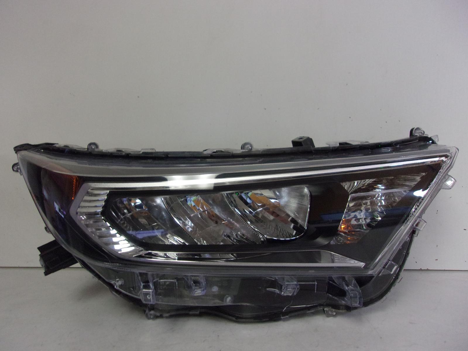 2019 2020 2021 2022 Toyota Rav-4 Passenger Rh Led Reflector Headlight OEM