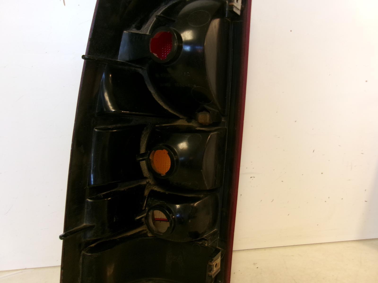 1999 2000 2001 2002 Chevrolet Silverado 1500 Fleetside Outer Tail Light OEM