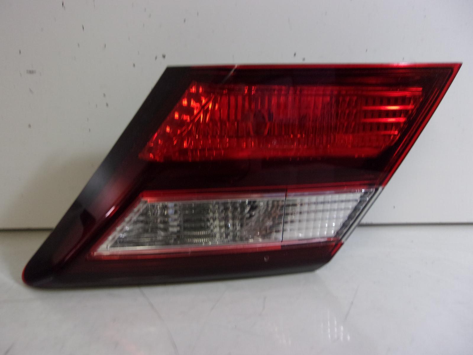 2013 2014 2015 Honda Civic Sedan Passenger Rh Inner Lid Tail Light OEM