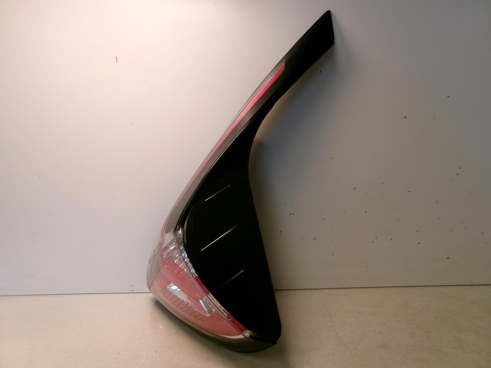 2019 2020 2021 2022 2023 Nissan Murano Passenger Inner Lift Gate Tail Light OEM