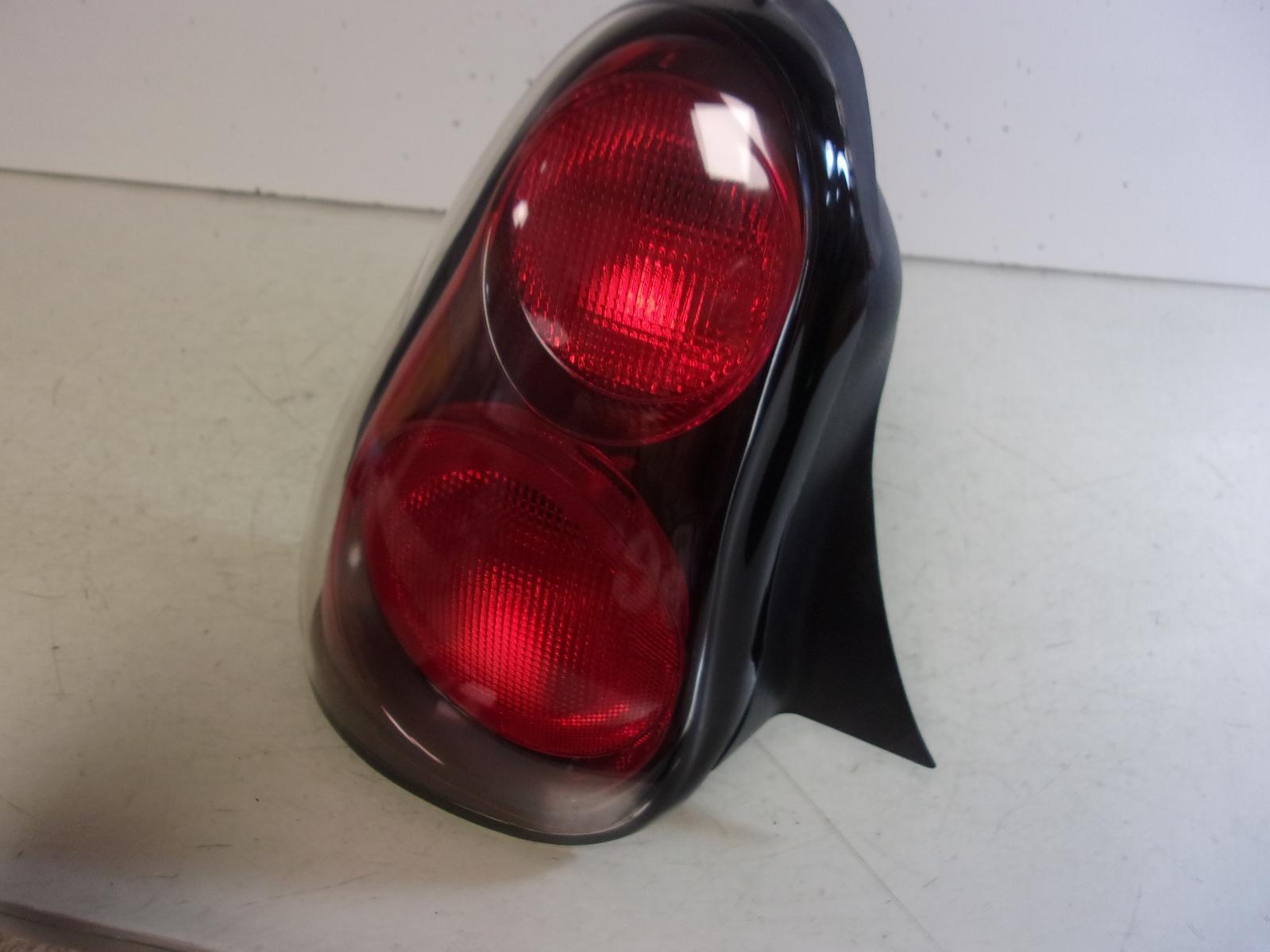 2000 - 2005 Chevrolet Monte Carlo Driver LH Quarter Panel Tail Light OEM