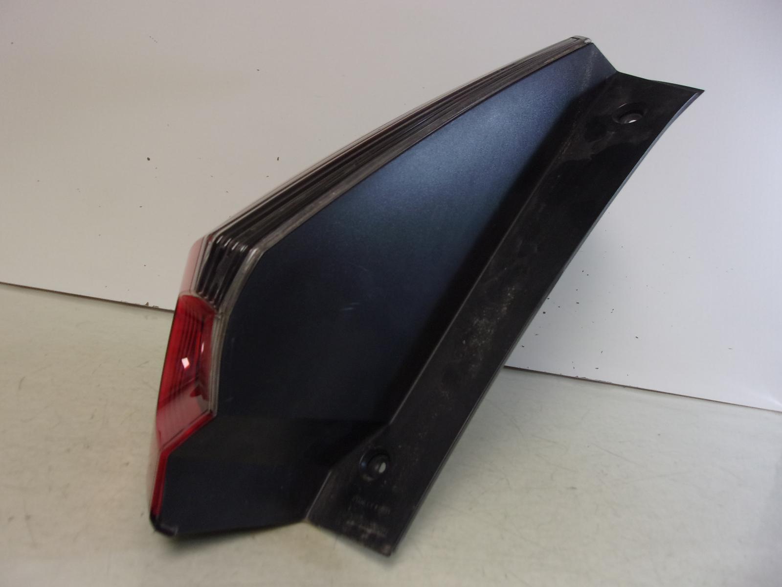 2020 2021 2022 Honda CR-V Driver LH Quarter Panel Tail Light OEM