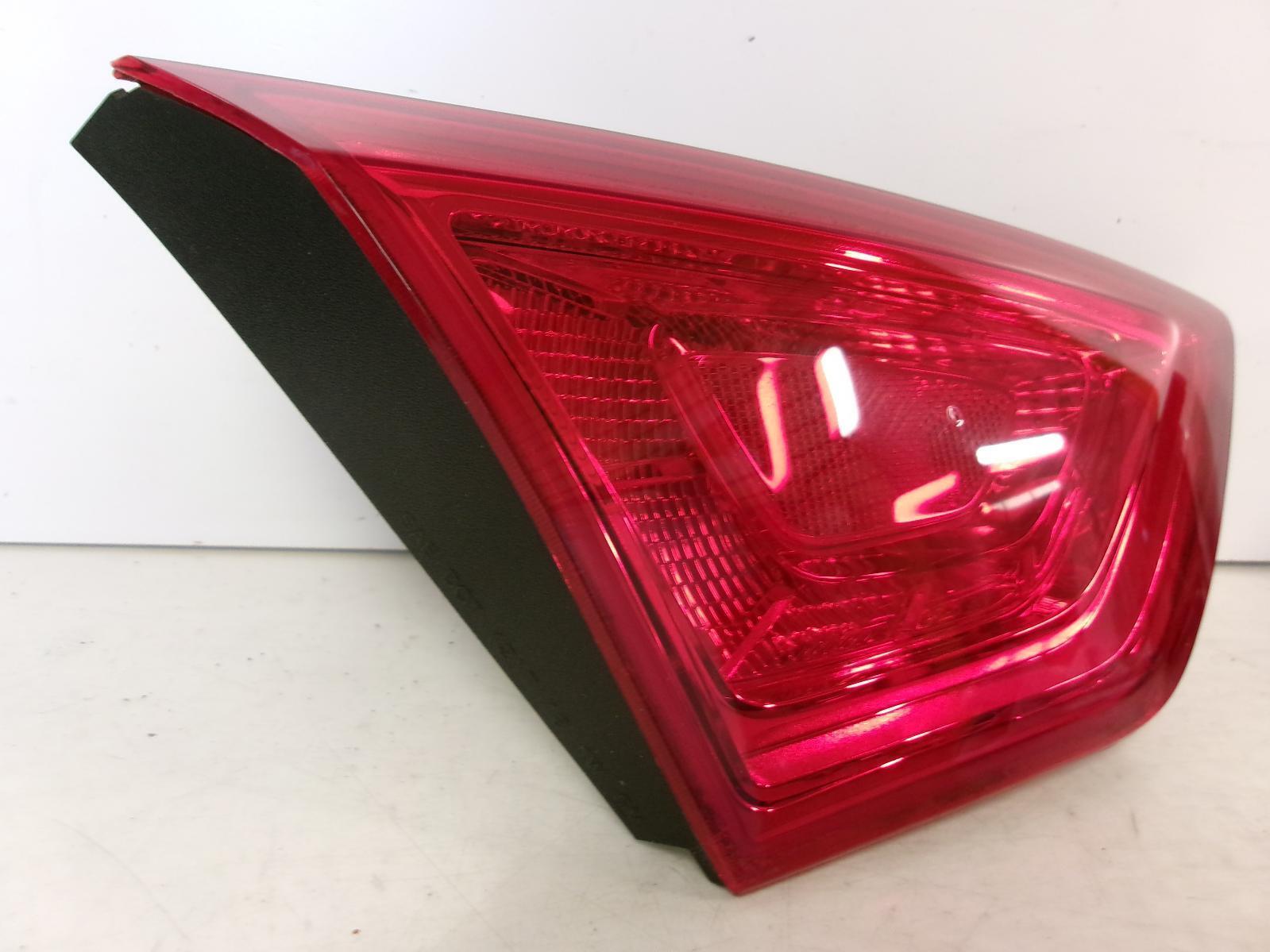 2014 - 2020 Chevrolet Impala Driver LH Inner Lid Tail Light OEM - 0