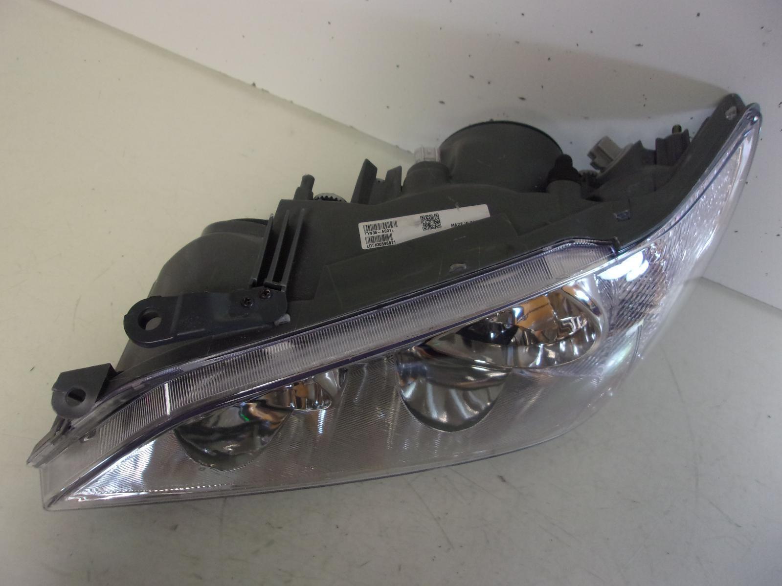 Fits 2001 2002 2003 2004 2005 Lexus IS300 Driver LH Halogen Headlight